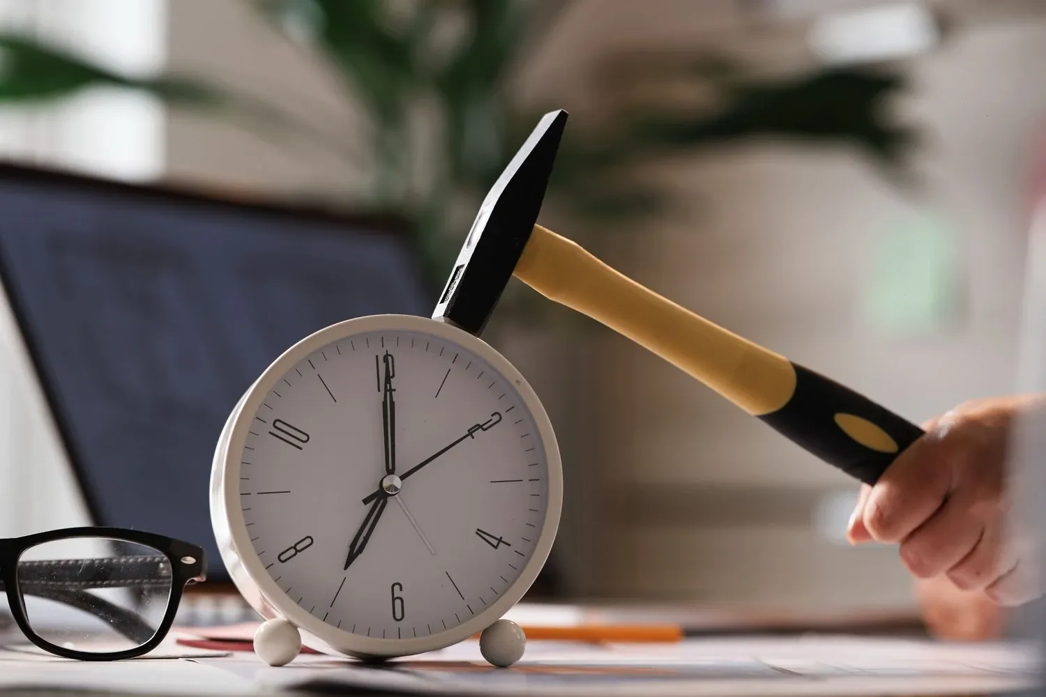 Time-Saving Hacks for Contractors: Smart Scheduling & Efficiency Tips